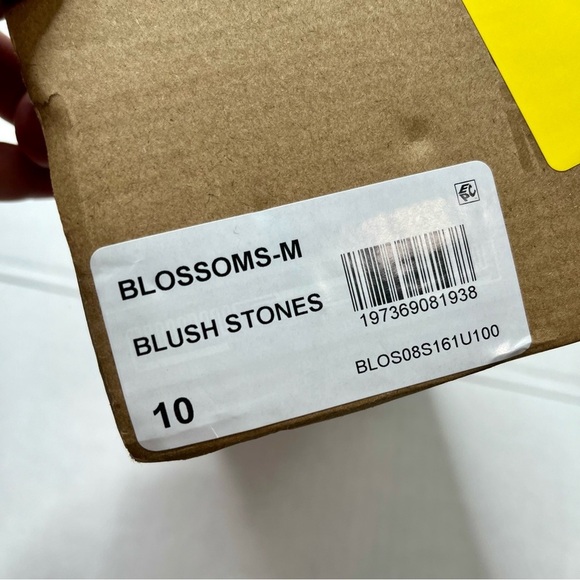 Steve Madden Blush Embellished Ballet Flats NIB - Picture 5 of 7